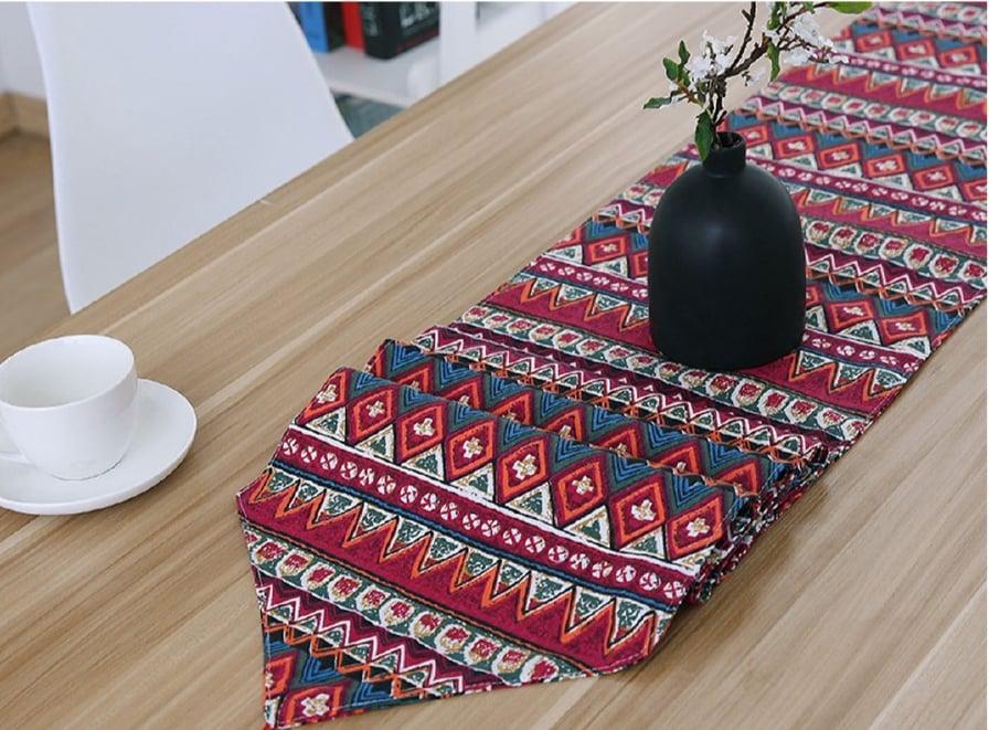 [HCM]Khăn trải bàn dài tam giác thổ cẩm đỏ