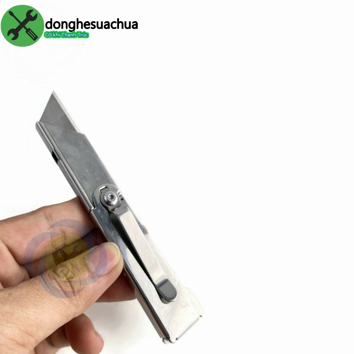 Dao rọc giấy Workpro W011020 loại xếp cán inox