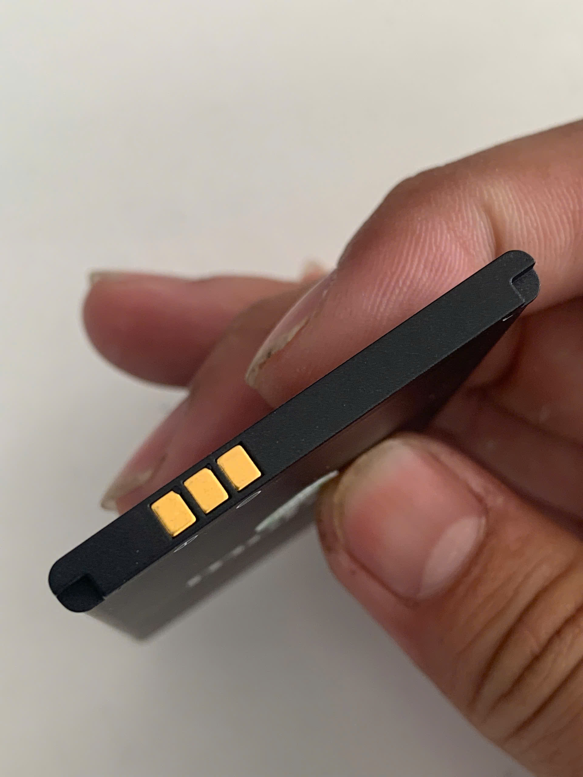 Pin Mobell M529 Cính Hãng ( CÓ 2 DÒNG )