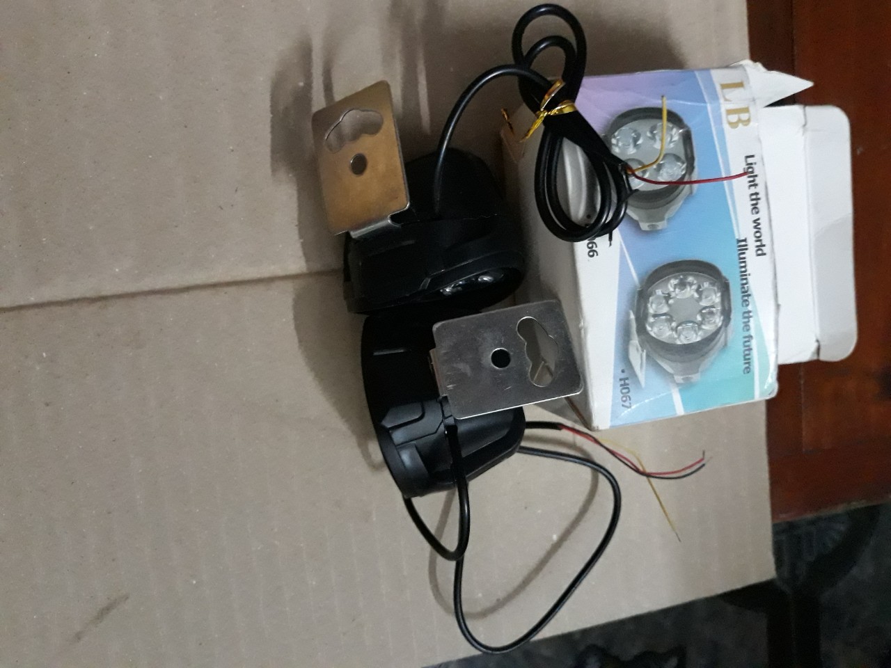 Đèn trợ sáng (đèn led 6 mắt)
