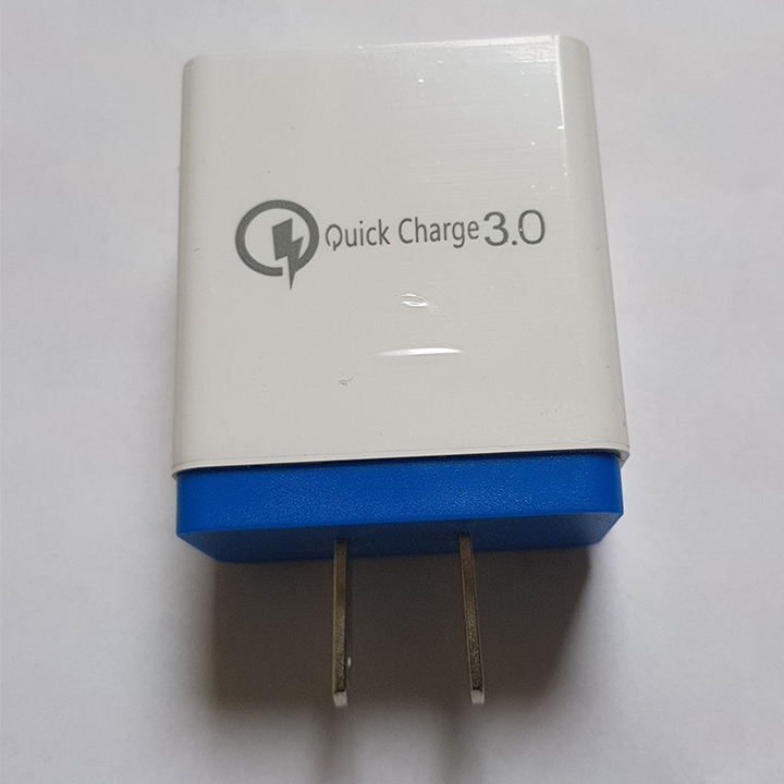 Củ Sạc Nhanh 3 cổng Quick Charge 3.0