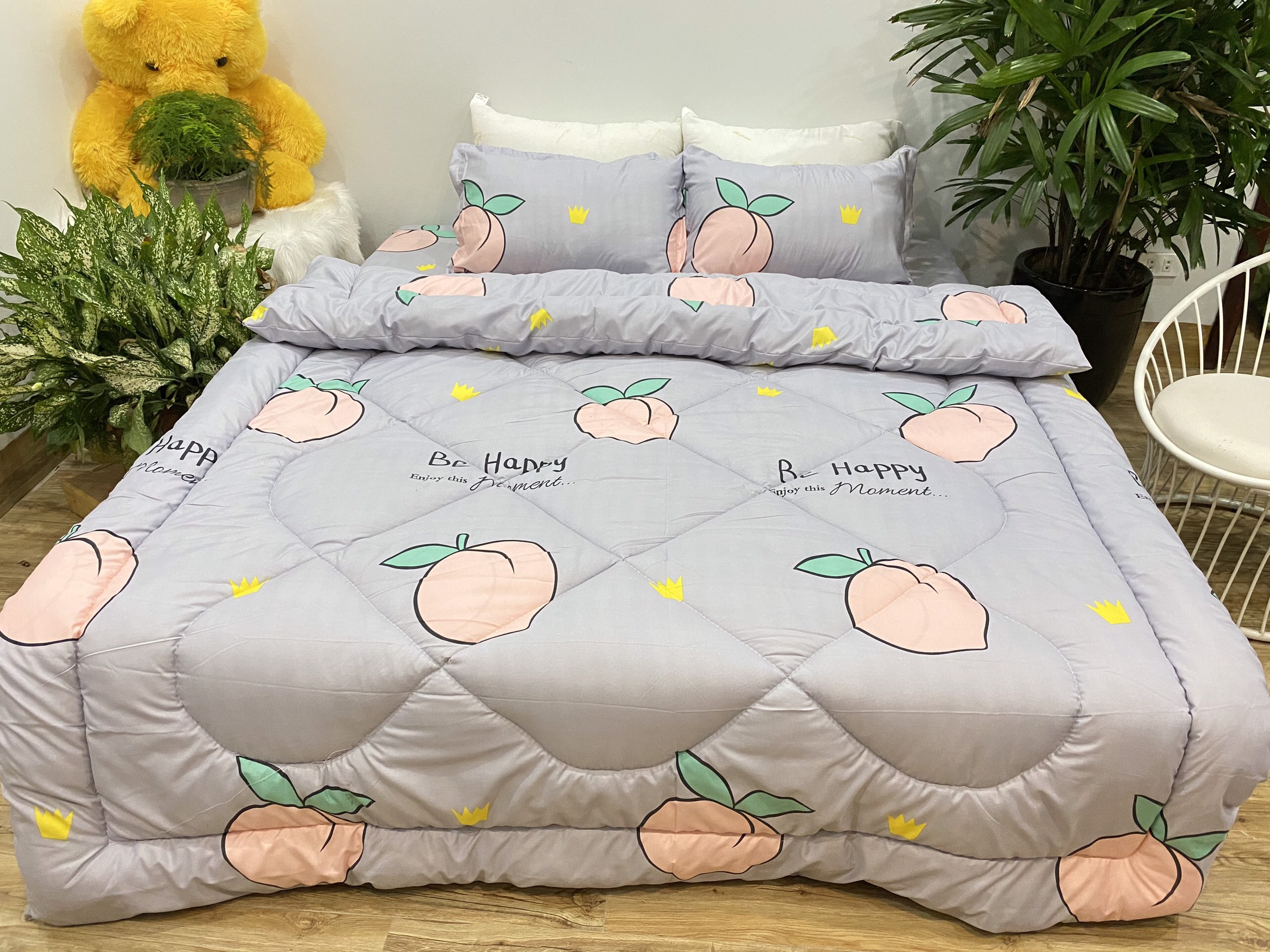 Bộ Chăn Phao 5 Món ( Gồm 1 Chăn Phao + 1 Ga Bo Chun + 2 Vỏ Gối Nằm + 1 Vỏ Gối Ôm) Mẫu Phao 38