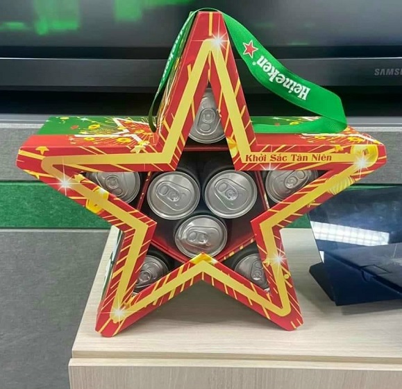 Hộp quà tặng Heineken. 8 lon 250ml