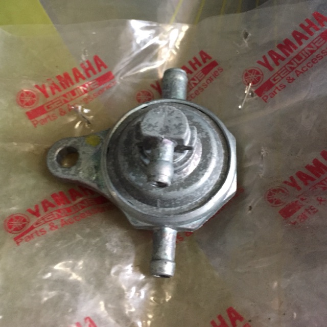 Khoá xăng tự động cho xe yamaha /Honda , van xăng tự động