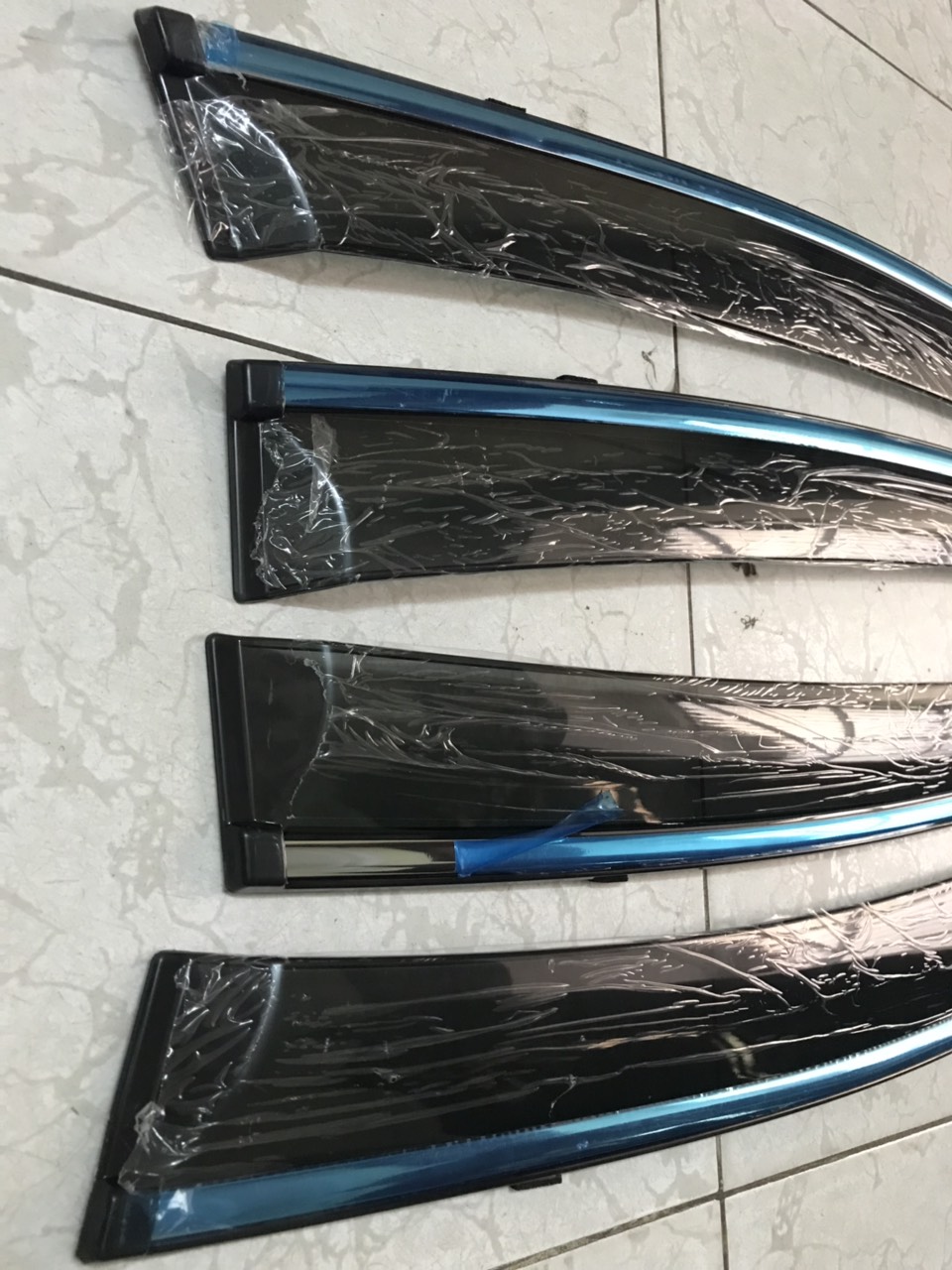 Bộ vè che mưa Chevrolet Cruze