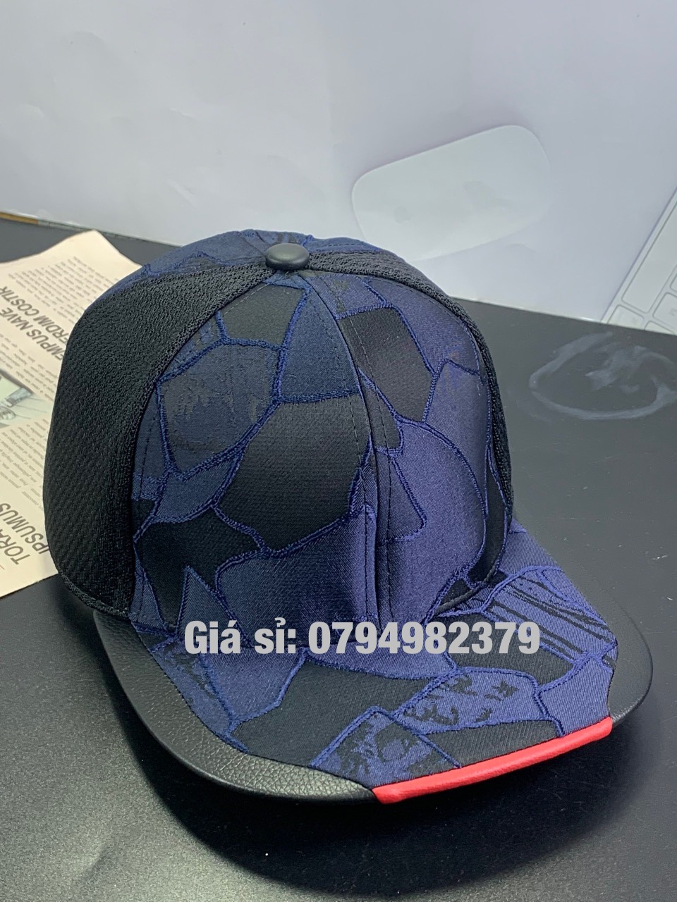 Nón snapback đơn giản (ĐT Store)