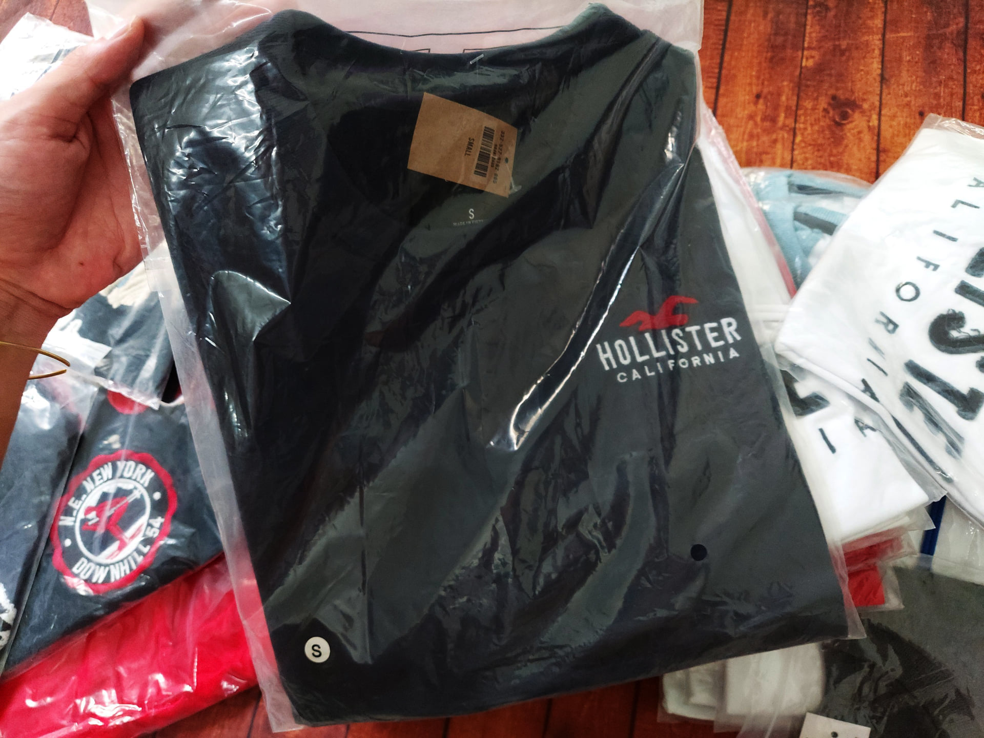 Áo thun Hollister California Navy