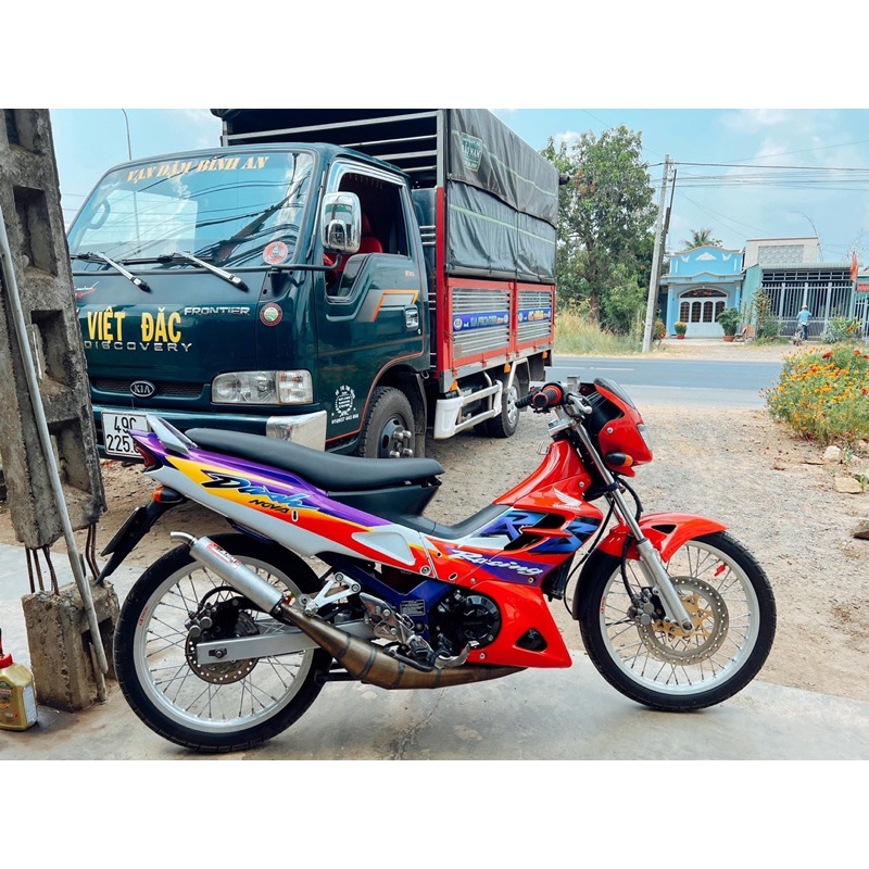 Tem dán xe DASH, Tem Nova Dash 2001 Thailand