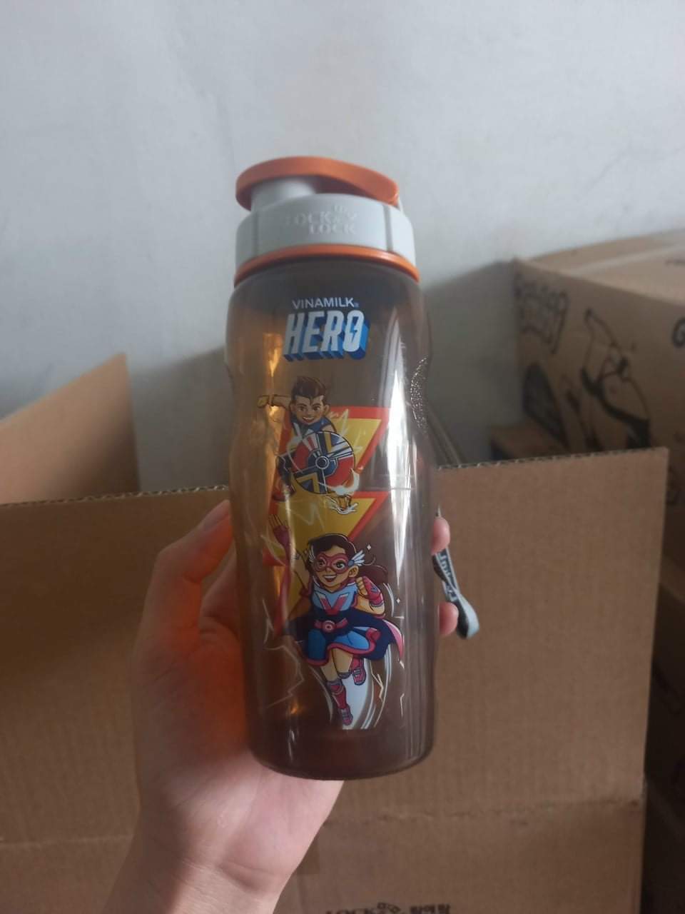 Bình nước thể thao LOCK&LOCK 500ml. Hàng KM Hero