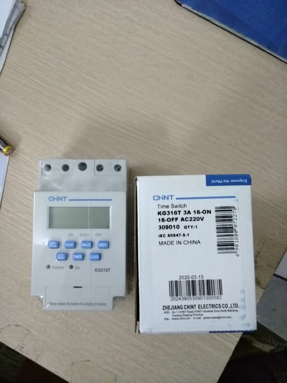 Rơle thời gian 24h KG316T  CHINT