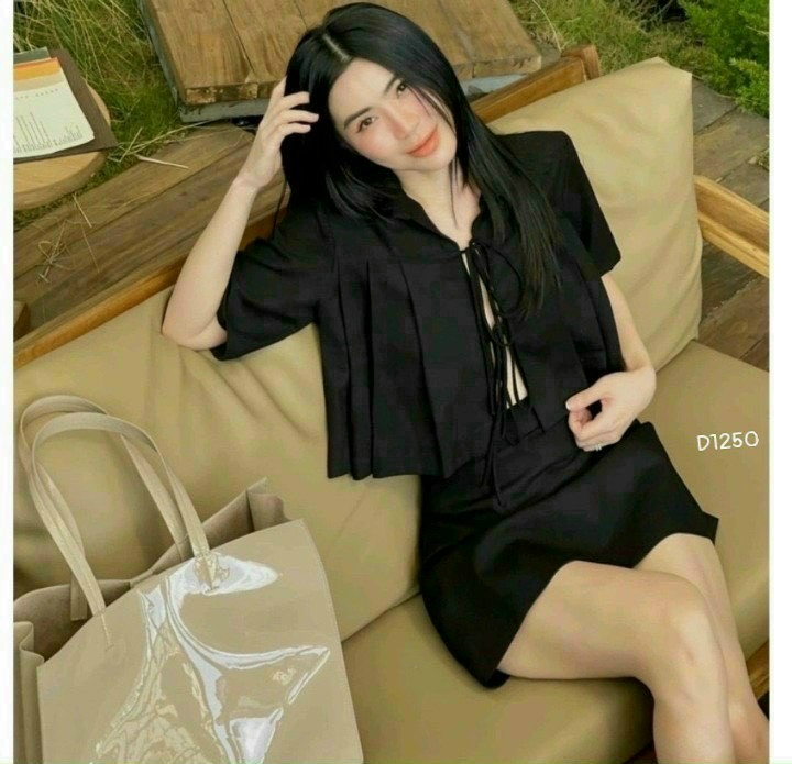 [[one size dưới 54kg tùy chiều cao] Sét 2 món áo kèm chân váy hàng chuẩn ( chân váy có lót)