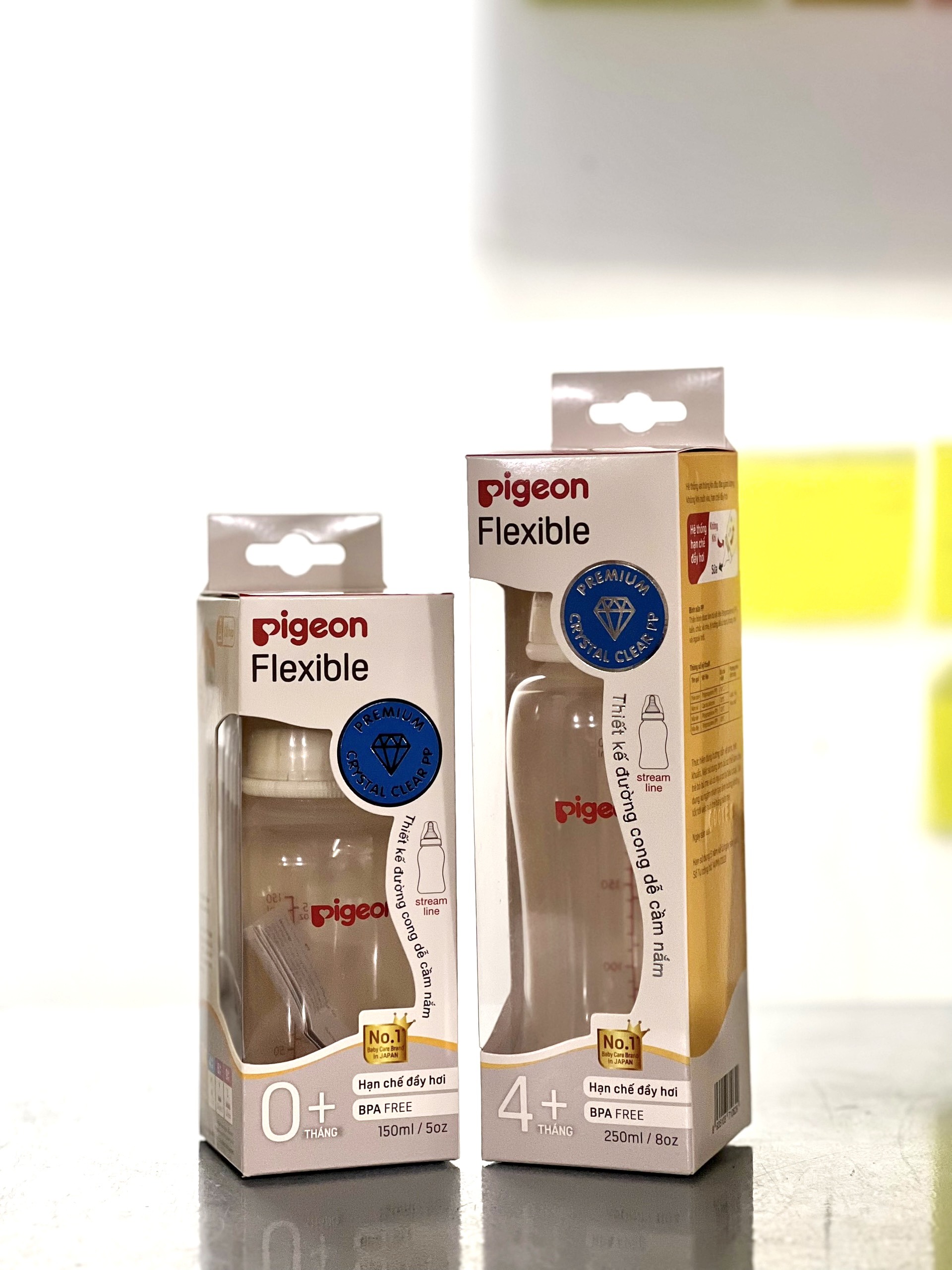 BÌNH SỮA 250ML CỔ HẸP STREAMLINE PIGONE MẪU MỚI