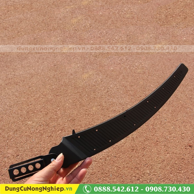 Cưa cán gỗ lưỡi cong