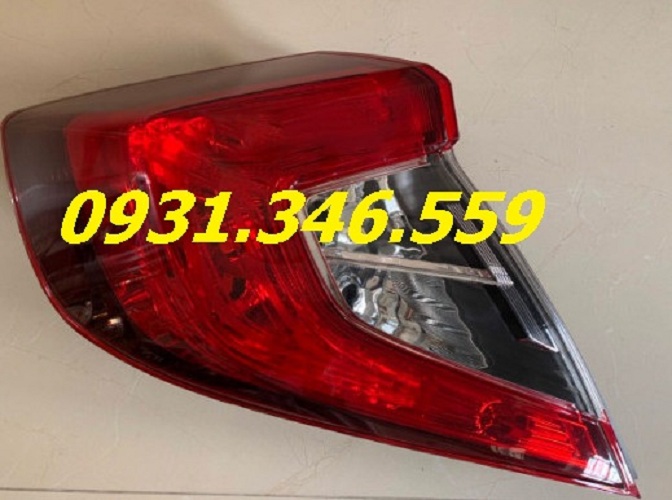 Đèn hậu miếng ngoài Honda Civic 2016 - 2020
