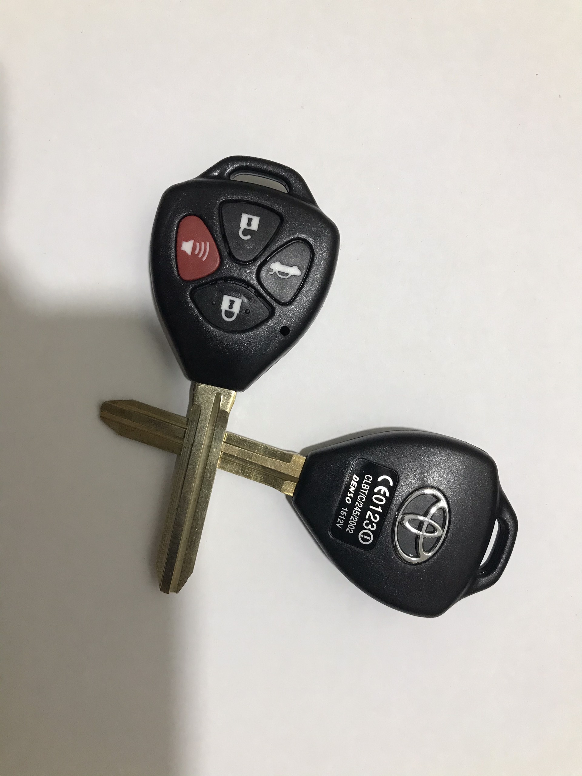 Vỏ Chìa Khóa Xe Toyota 4 nút