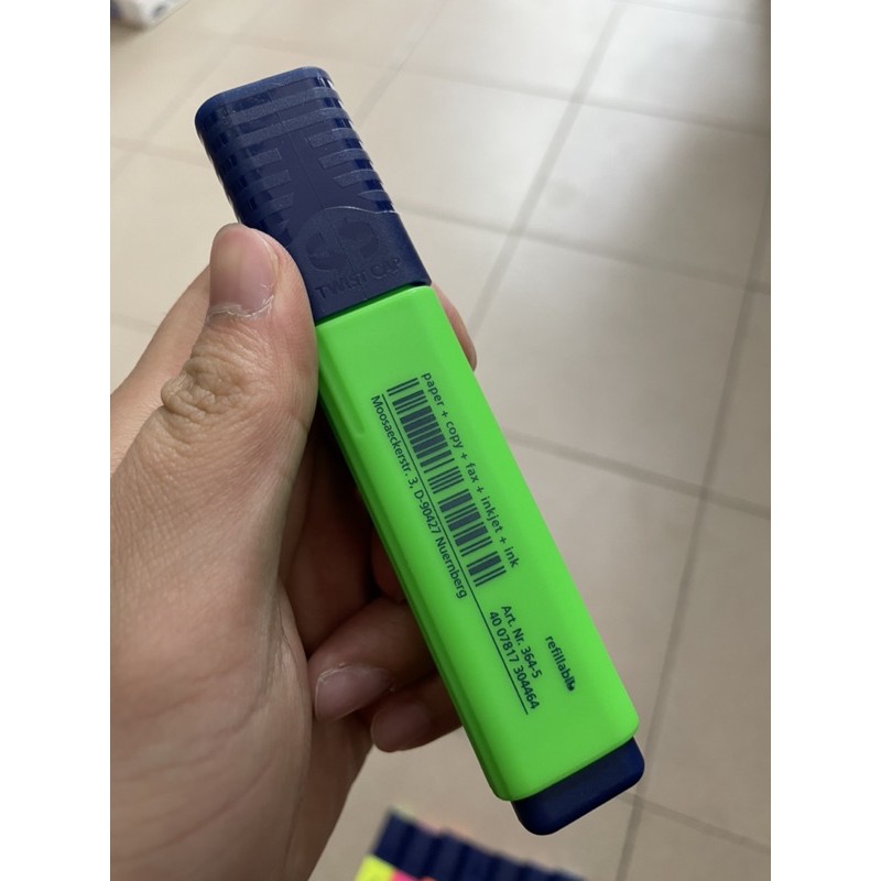 Bút dấu dòng,đánh dấu đức staedtler