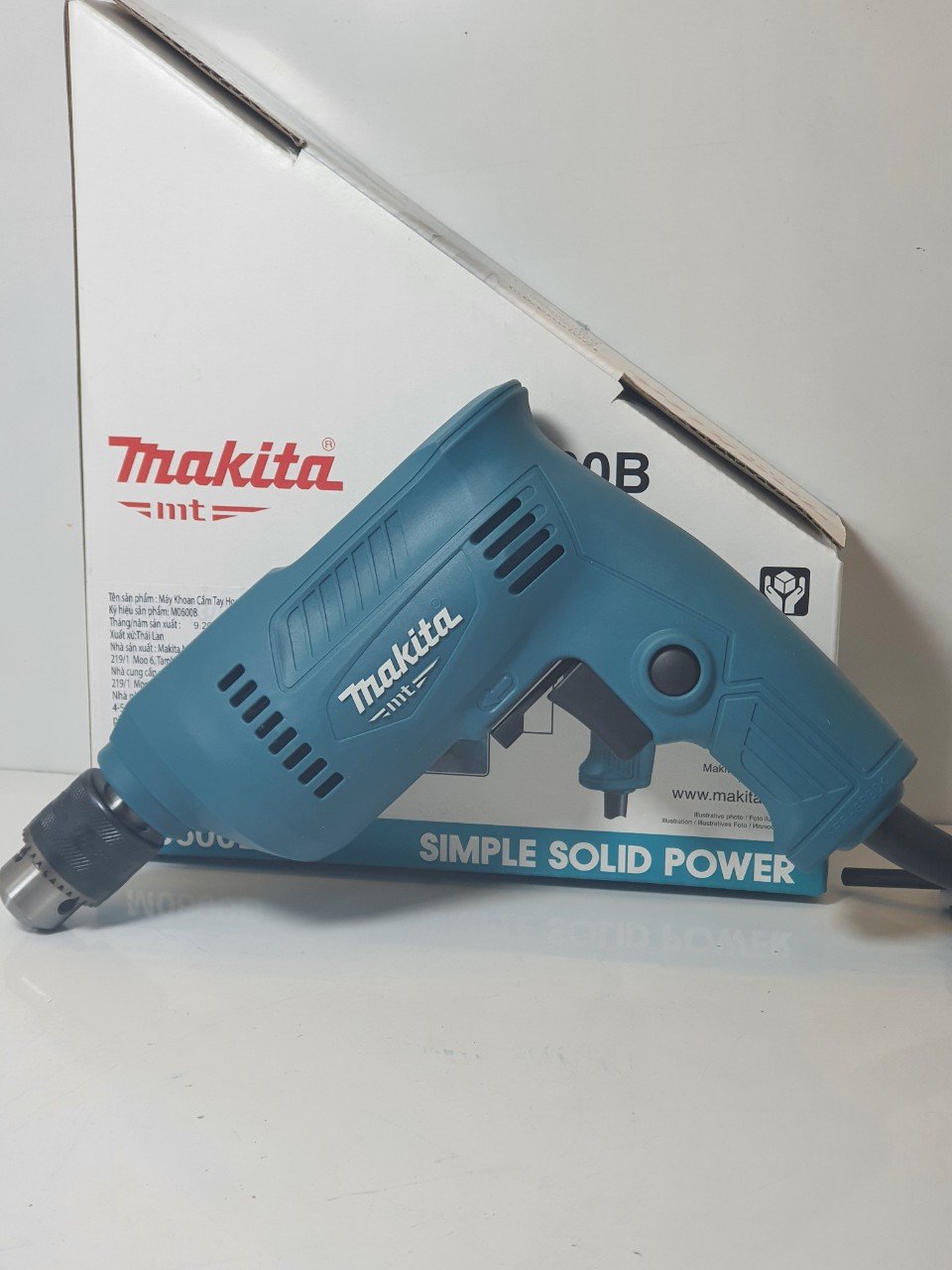 Máy khoan Makita M0600B (10mm)