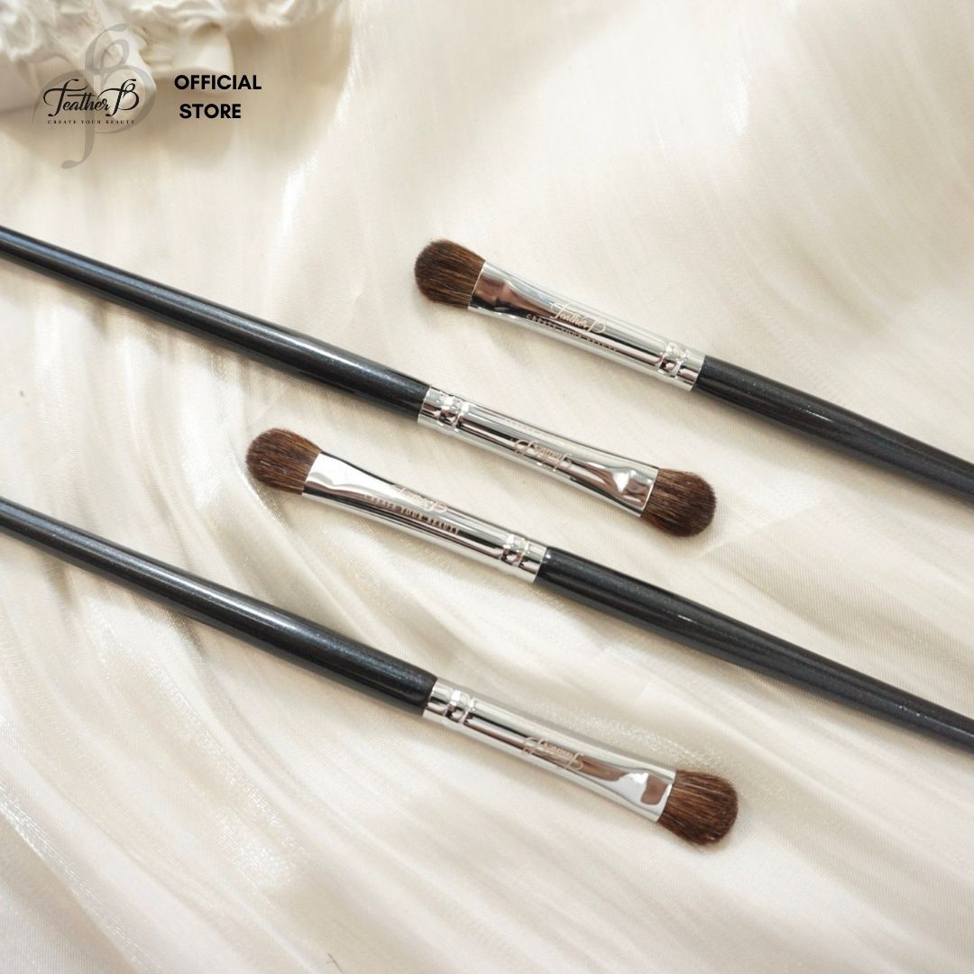 Cọ Tán Bầu Mắt Nhỏ Feather B 15