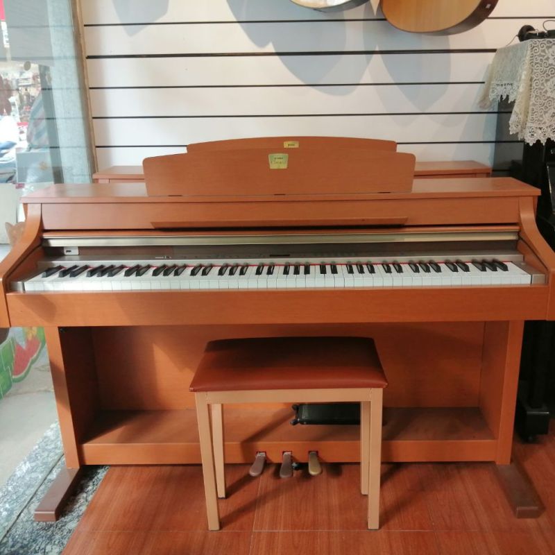 Piano Yamaha CLP-330