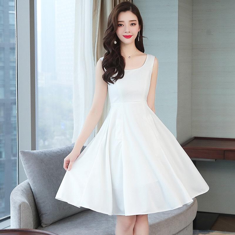 Đầm xòe trắng công chúa cực xinh cho các nàng BQFS