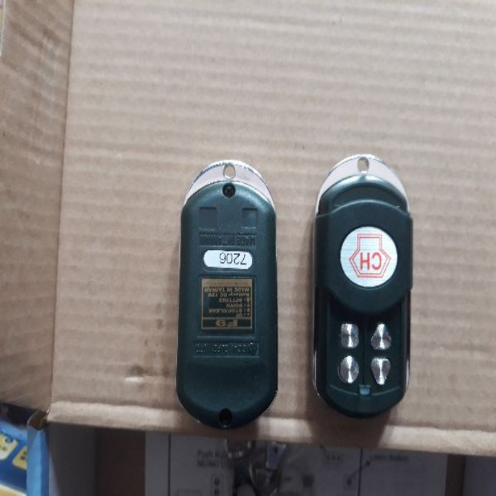 Remote cửa cuốn YH 315 mhz đa năng  thông minh cài cho các tay mã 315 mhz