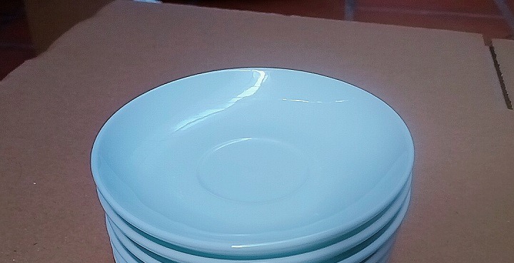 Đĩa sứ siêu trắng đường kính 10 cm