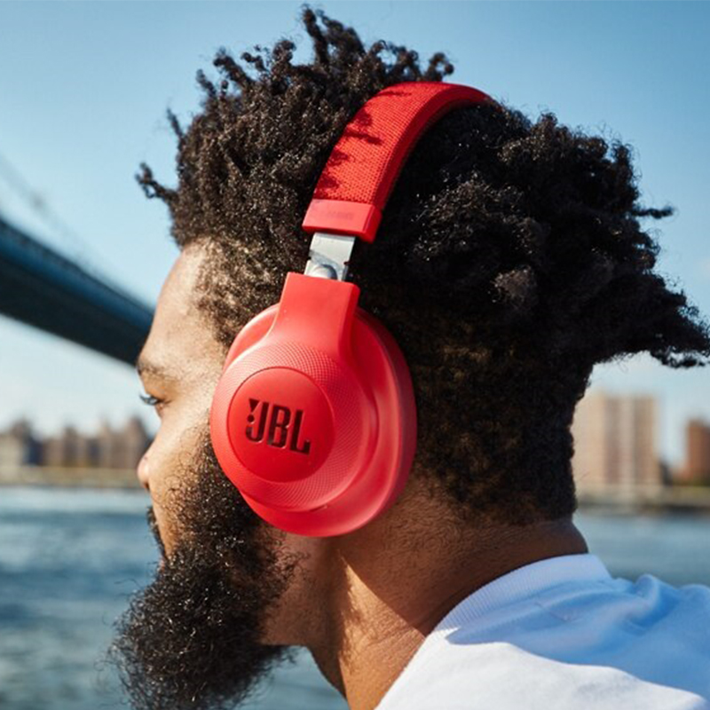 Tai Nghe Bluetooth Chụp Tai JBL E55BT màu đỏ
