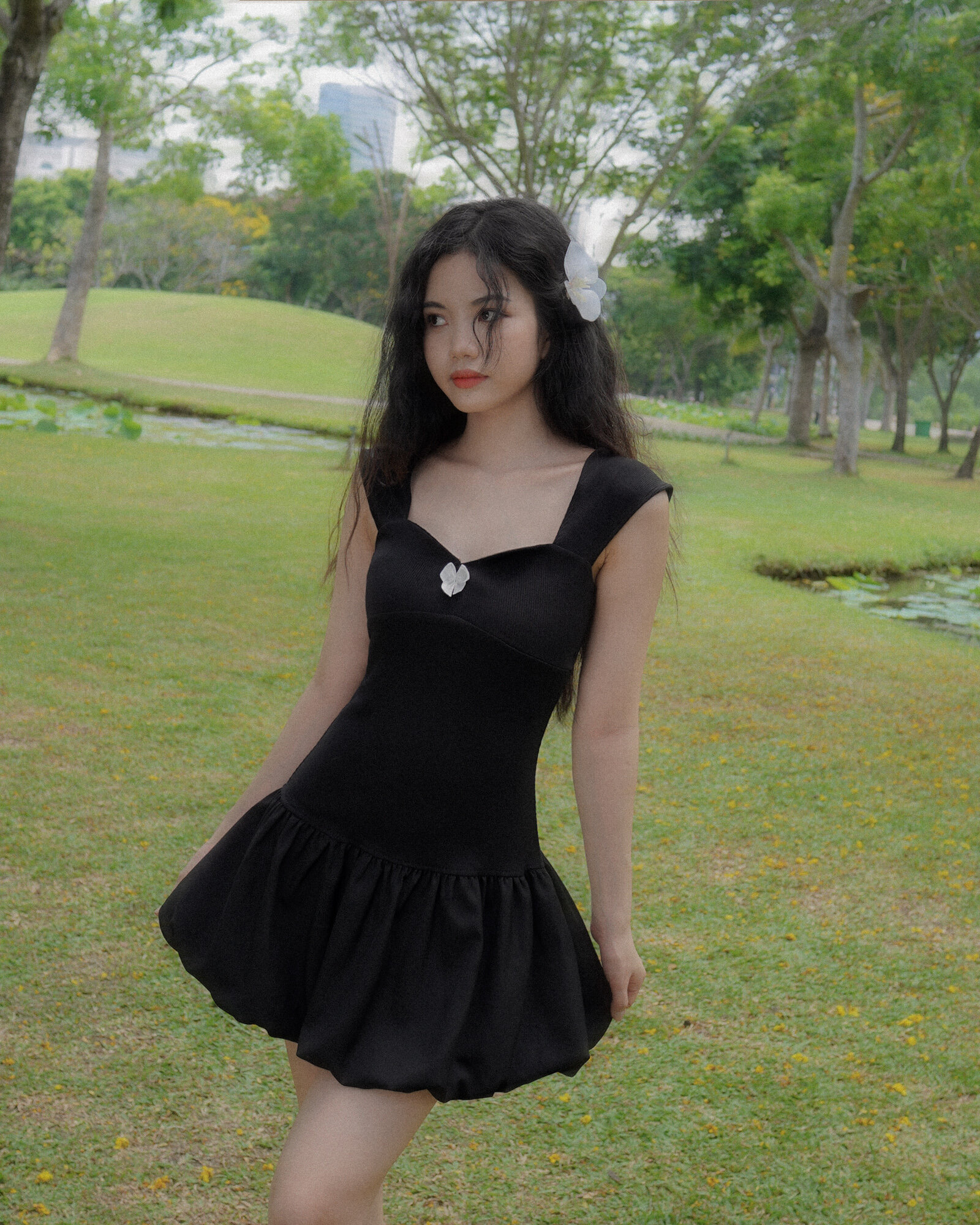 DALLA Đầm thun dây đuôi phồng (D24)