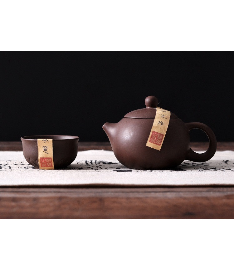 Bộ ấm chén tử sa Nghi Hưng