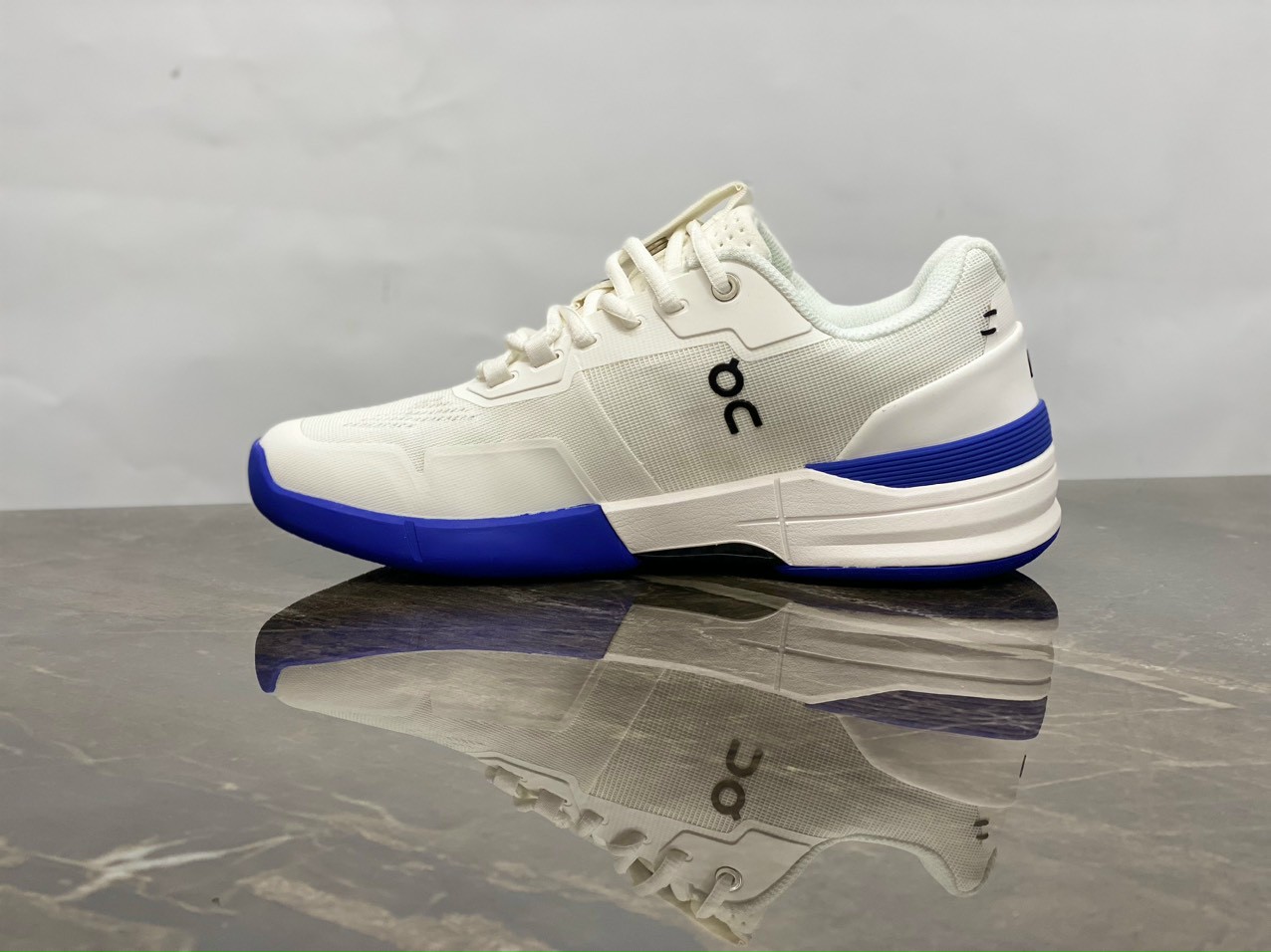 Giày ON THE ROGER PRO CLAY TENIS
