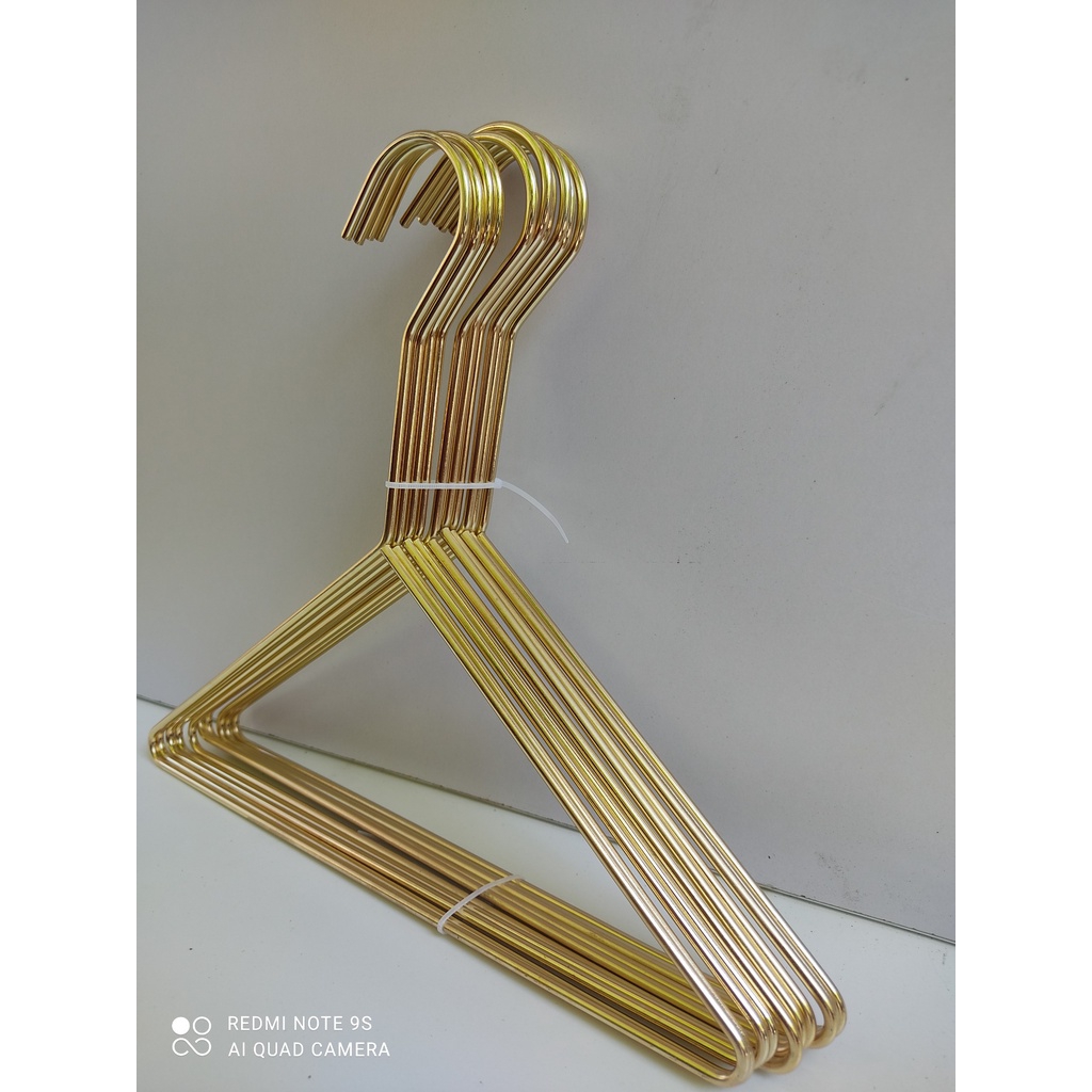 c treo quần áo, mắc áo inox mạ vàng cao cấp có đầu móc dài, mắc kẹp nữ, trẻ em cho shop thời trang