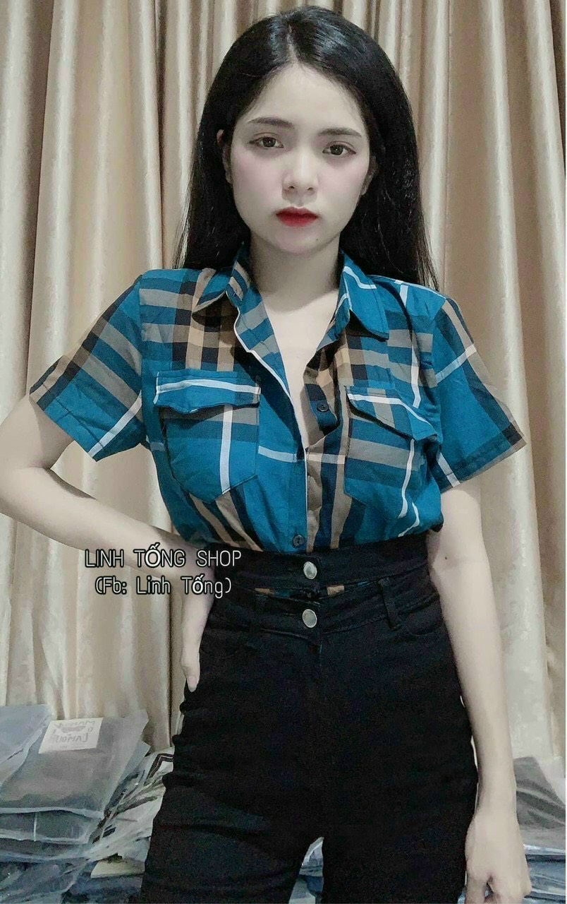 Áo sơ mi nữ tay ngắn kẻ sọc đậm thời trang cực teen