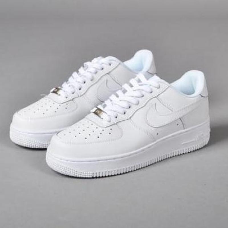 GIÀY AIR FORCE 1 LOW WHITE