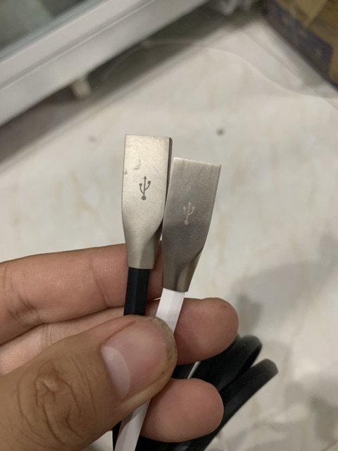Cáp iphone dài 2m với 1m30 giá rẻ