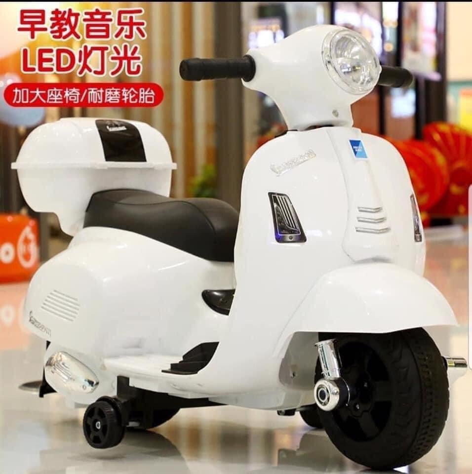 Xe máy điện Vespa cao cấp cho bé