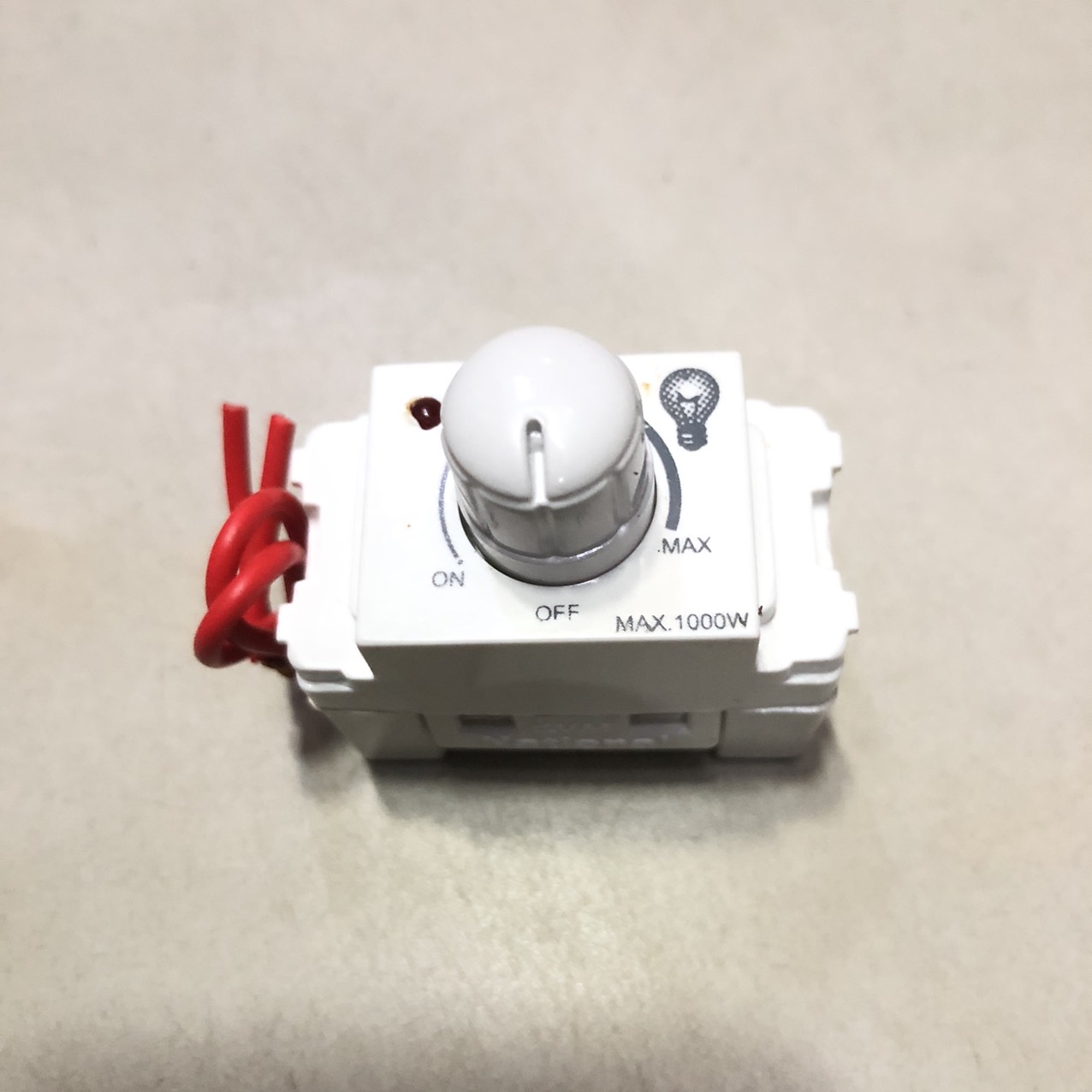 Công tắc điều khiển, dimmer quạt / đèn EVM gánh mặt nạ lỗ chữ nhật - Điện Việt