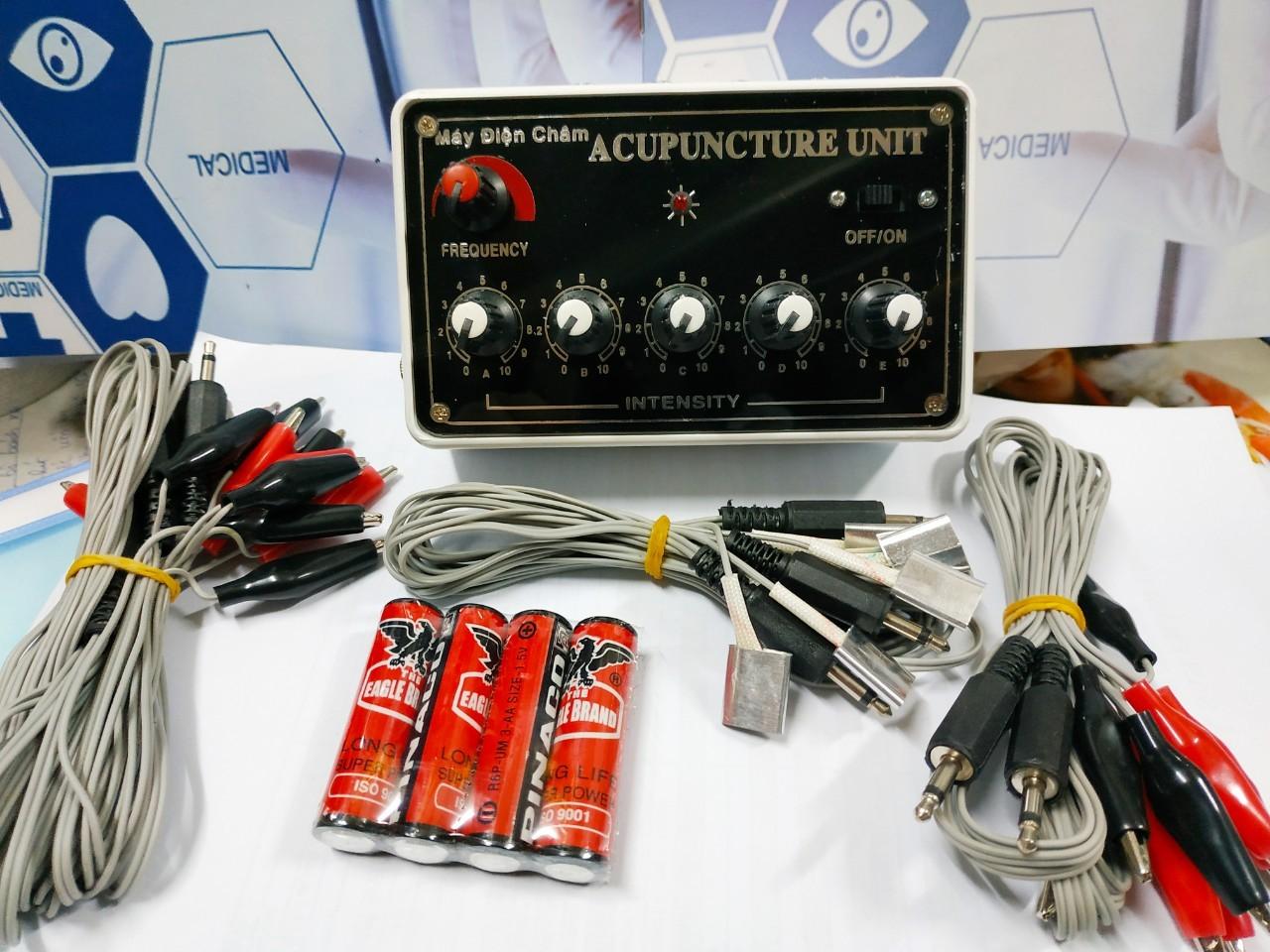 [HCM]Máy châm cứu điện châm 12 16 20 kim đã tặng kèm 4 pin AA