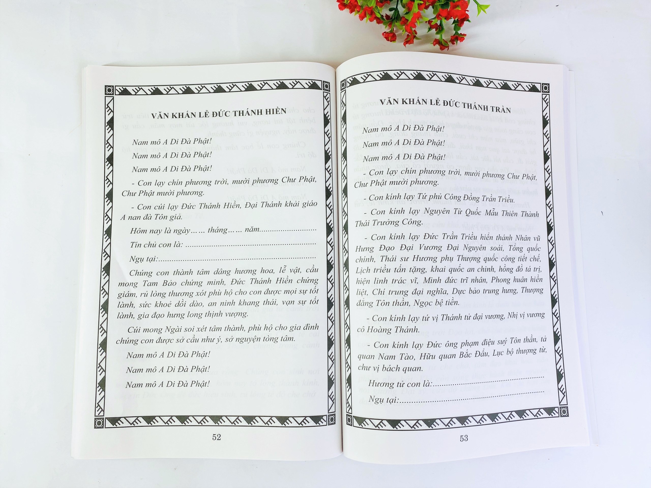 Sách - Văn Khấn Cổ Truyền - Ndbooks B89