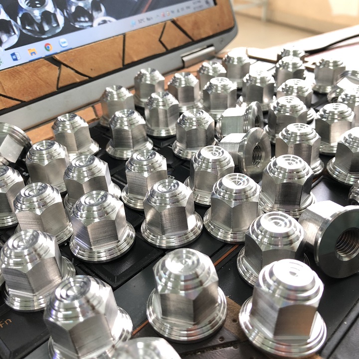 Tán inox bít đầu [1 con] -[mẫu đầu xoắn - 10-12li]  -[GIẢM GIÁ + HỖ TRỢ SHIP] -gắn cho nhiều loại xe