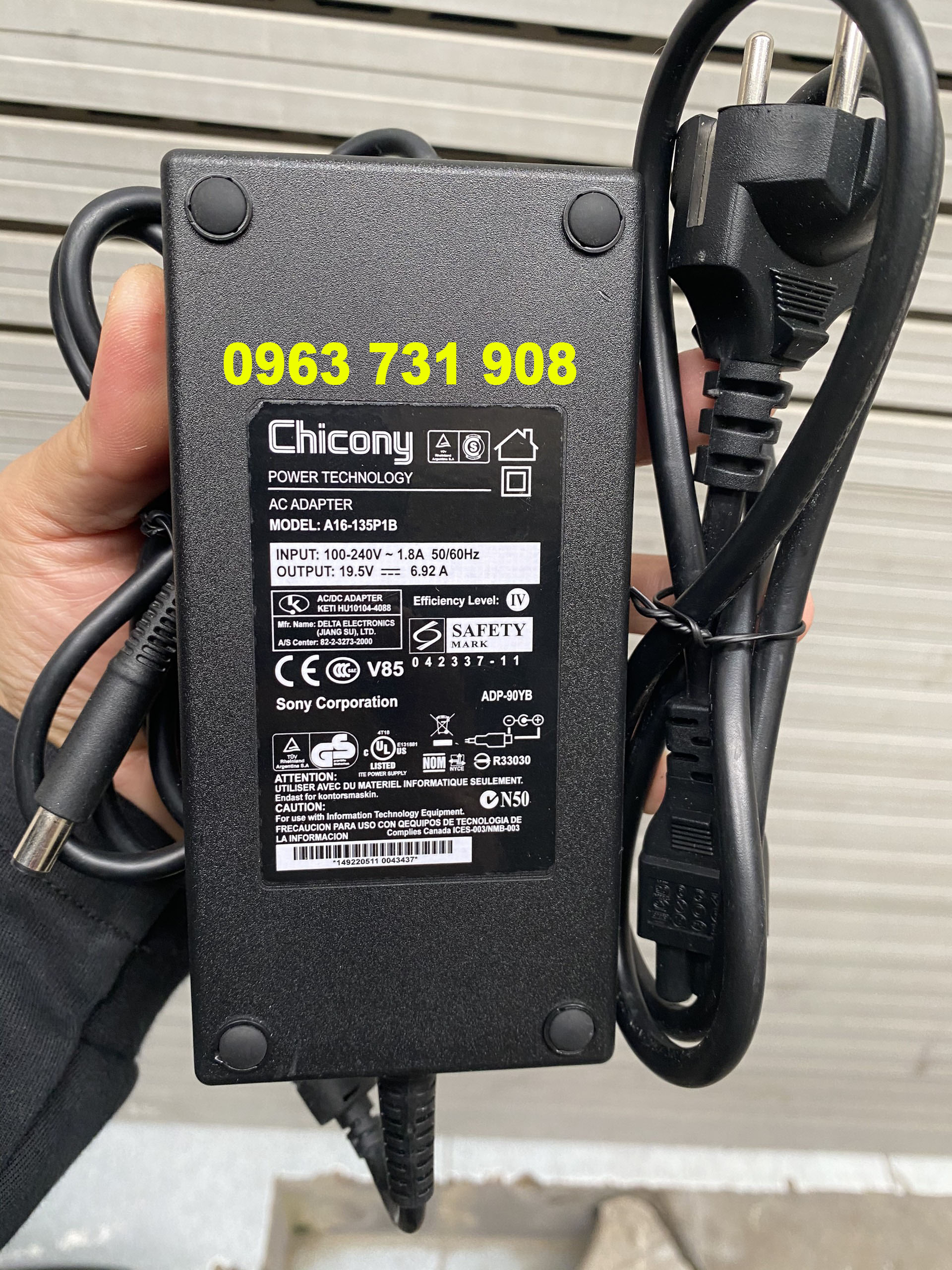 Sạc laptop chicony 19.5v-6.92a dùng cho laptop msi