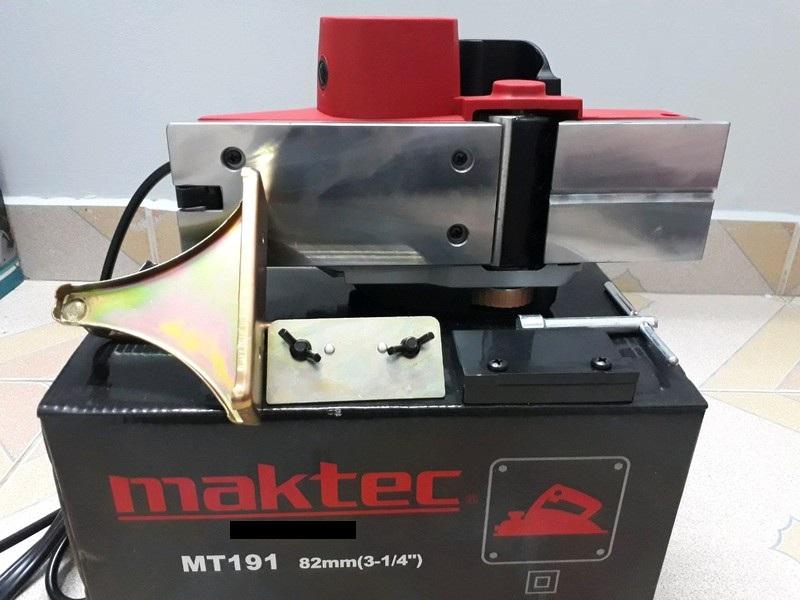 Máy bào gỗ Maktec MT191 TẶNG KÈM PHỤ KIỆN