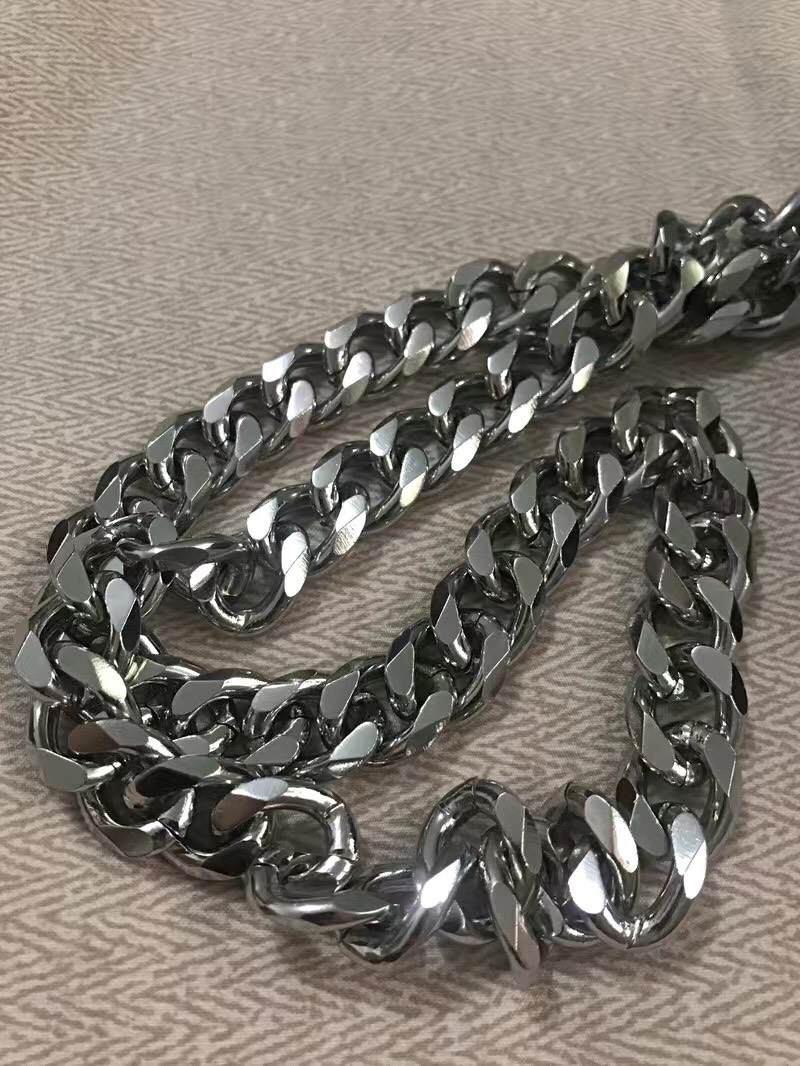 Túi mini dây xích to style ullzang