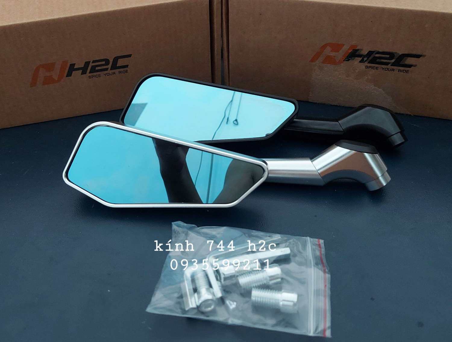 Kính gương chiếu hậu rizoma 744 chân 3d full nhôm cnc