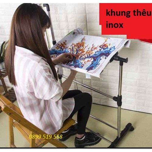 Khung inox thêu tranh chữ thập