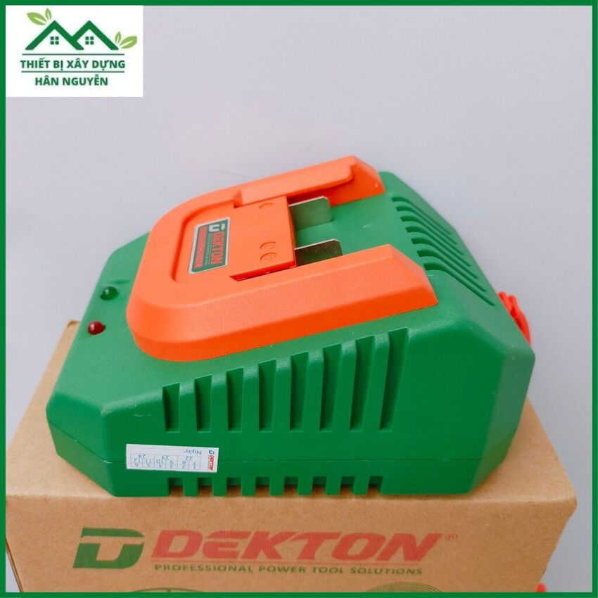 Sạc Dekton M21 S35 3.5A,cục sạc