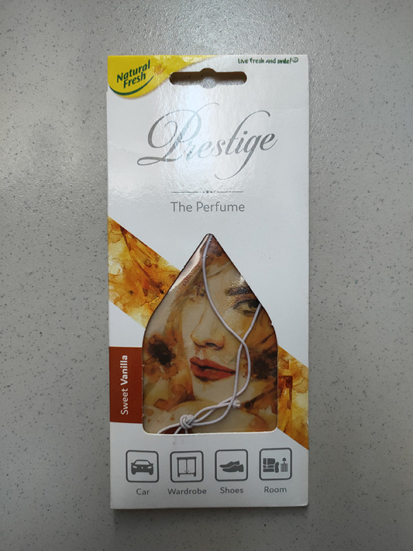 LÁ THƠM TỰ NHIÊN DÀNH CHO XE Ô TÔ MÙI SWEET VANILLA CỦA BA LAN (Sweet Vanilla Perfume of Poland)