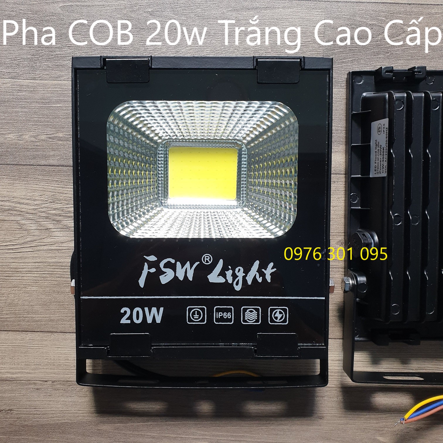 [FSW] Đèn Pha Led 20w thiếu wat và đủ wat - Bảo Hành 2 năm