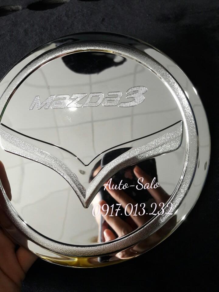 ốp nắp bình xăng mazda 3 2016-2022