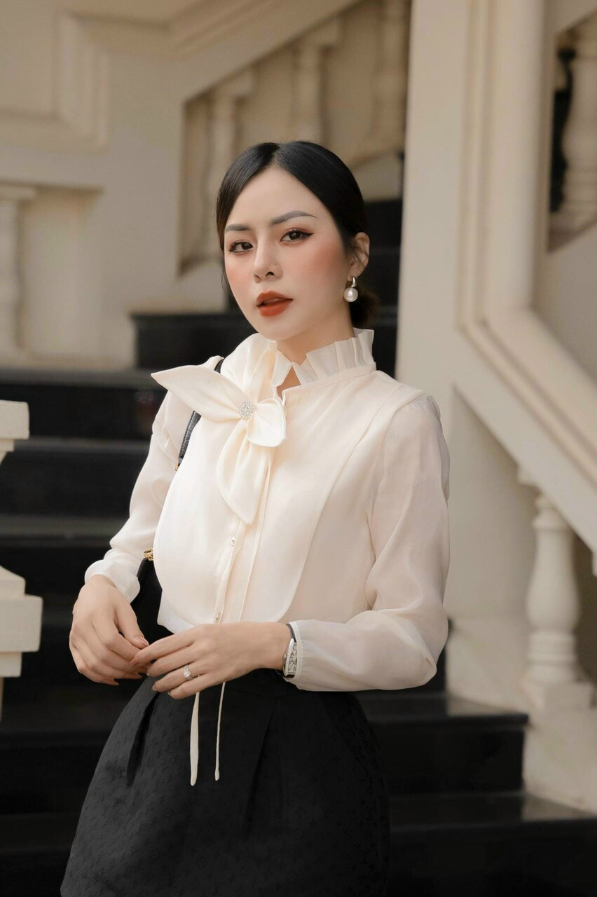ÁO TƠ HAI LỚP ĐÍNH NƠ