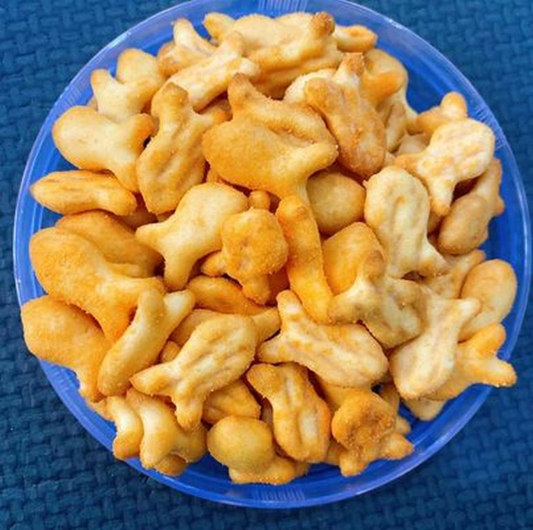 BÁNH QUY CÁ LẮC PHÔ MAI -  500G